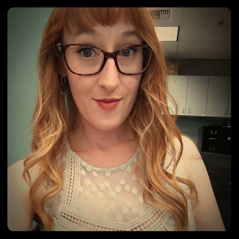 Meet your Posher, Emily